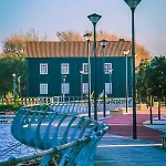 Mira House